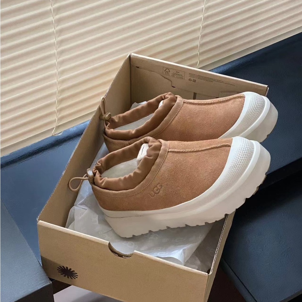 Tasman Weather Hybrid UGG  For women
